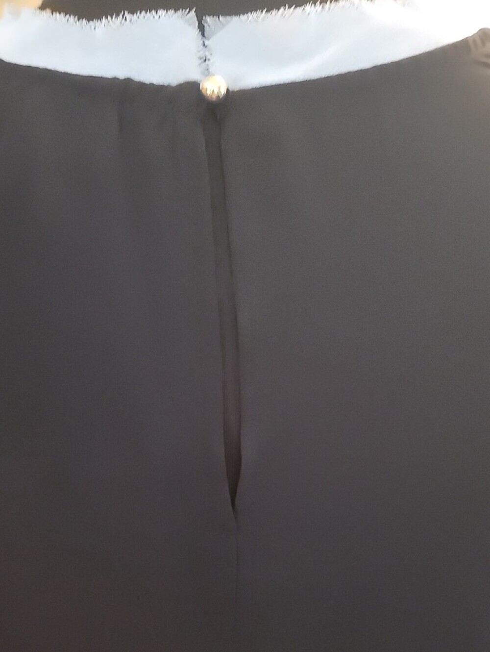 Who What Wear Sleeveless Black Camisole with White Contrast Trim NWT Size Xsmall - Picture 12 of 12